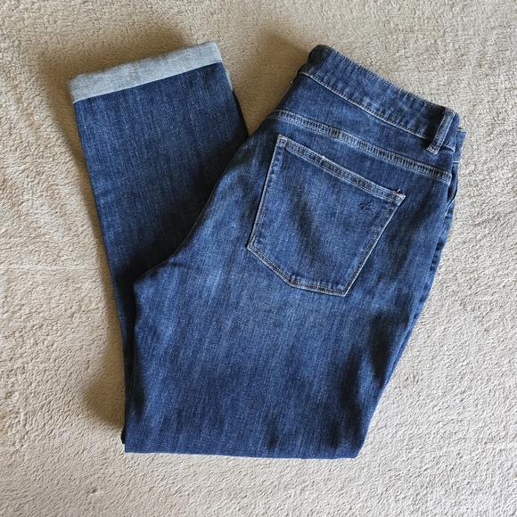 DL1961 Stevie Mid Rise Cuffed Slim Boyfriend Distressed jeans in Hawley size 32 - Picture 2 of 13